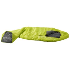 OMM Mountain Raid 233 - Synthetic Sleeping Bag 8 OMM Mountain Raid 233 - Synthetic Sleeping Bag -Outdoor Camping Discount Store omm mountain raid 233 synthetic sleeping bag detail 3